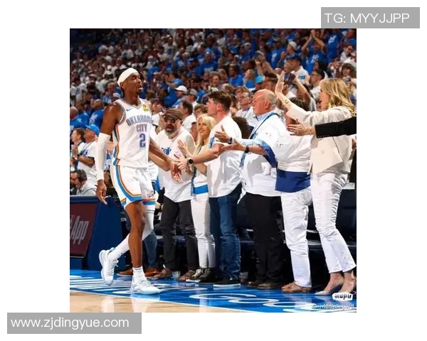 2011年NBA季后赛雷霆与小牛的激烈对决与历史性时刻回顾