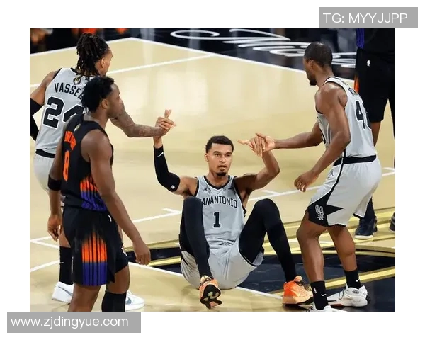 文班亚马法国队首战狂砍27分击败意大利引发NBA球探关注 文班亚马法国队首战狂砍27分击败意大利引发NBA球探关注