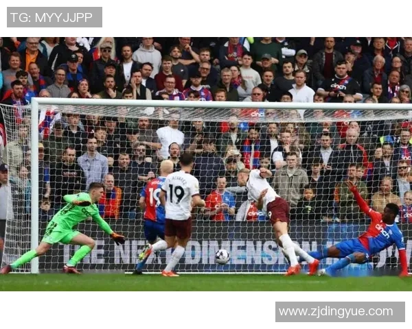 里耶卡主场迎战阿尔克马尔双方争夺欧联杯小组赛关键胜利