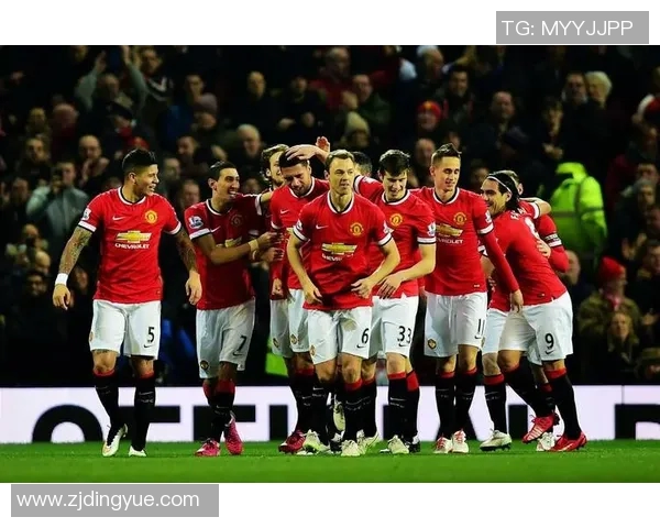 曼城与曼联精彩对决视频录播回顾全场精彩瞬间与战术分析 曼城与曼联精彩对决视频录播回顾全场精彩瞬间与战术分析