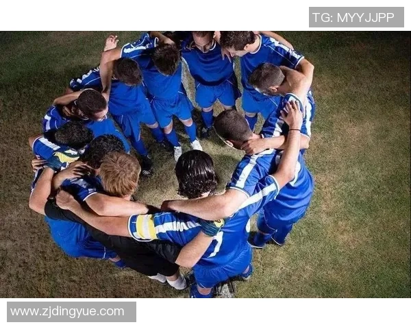 南京足球队的默契配合揭秘：从战术到团队精神的深度解析